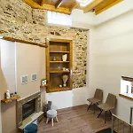 Mary's Cozy 2 Pírgos